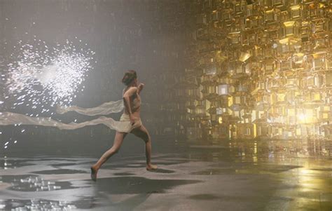 chanel parfum reclame runnin|Kristen Stewart Dances to Beyoncé in Chanel's New Fragrance .